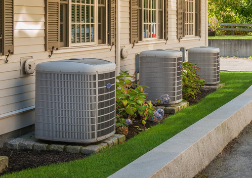 HVAC outdoor units installed by Cozy Conditions at an East Bay home